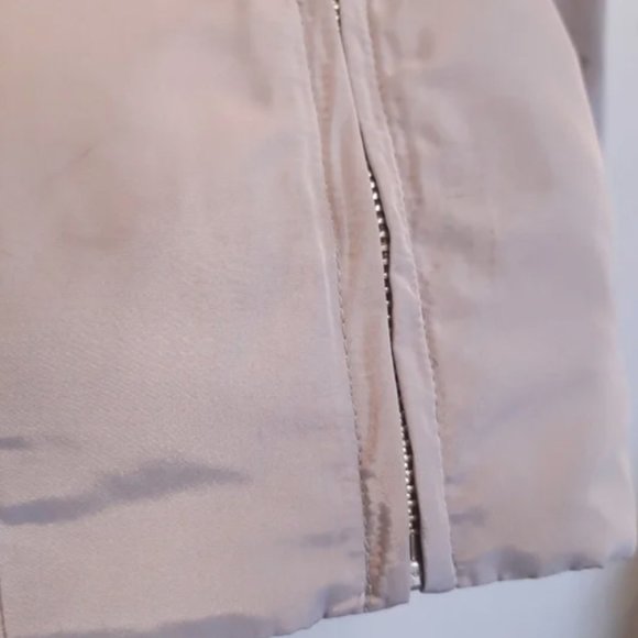 Lightweight Cropped Balloon Sleeve Jacket - Picture 11 of 16